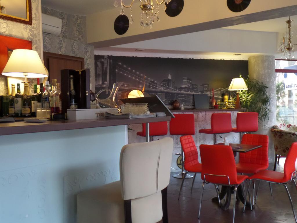 Hotel Ss Residence Unirii 부쿠레슈티 외부 사진